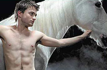 Ngôi sao của Harry Potter diễn cảnh nuy