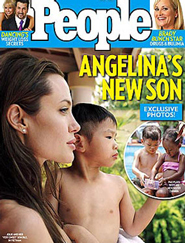 Tấm hình của Pax Thiên và Angelina Jolie có giá 1,75 triệu đô la