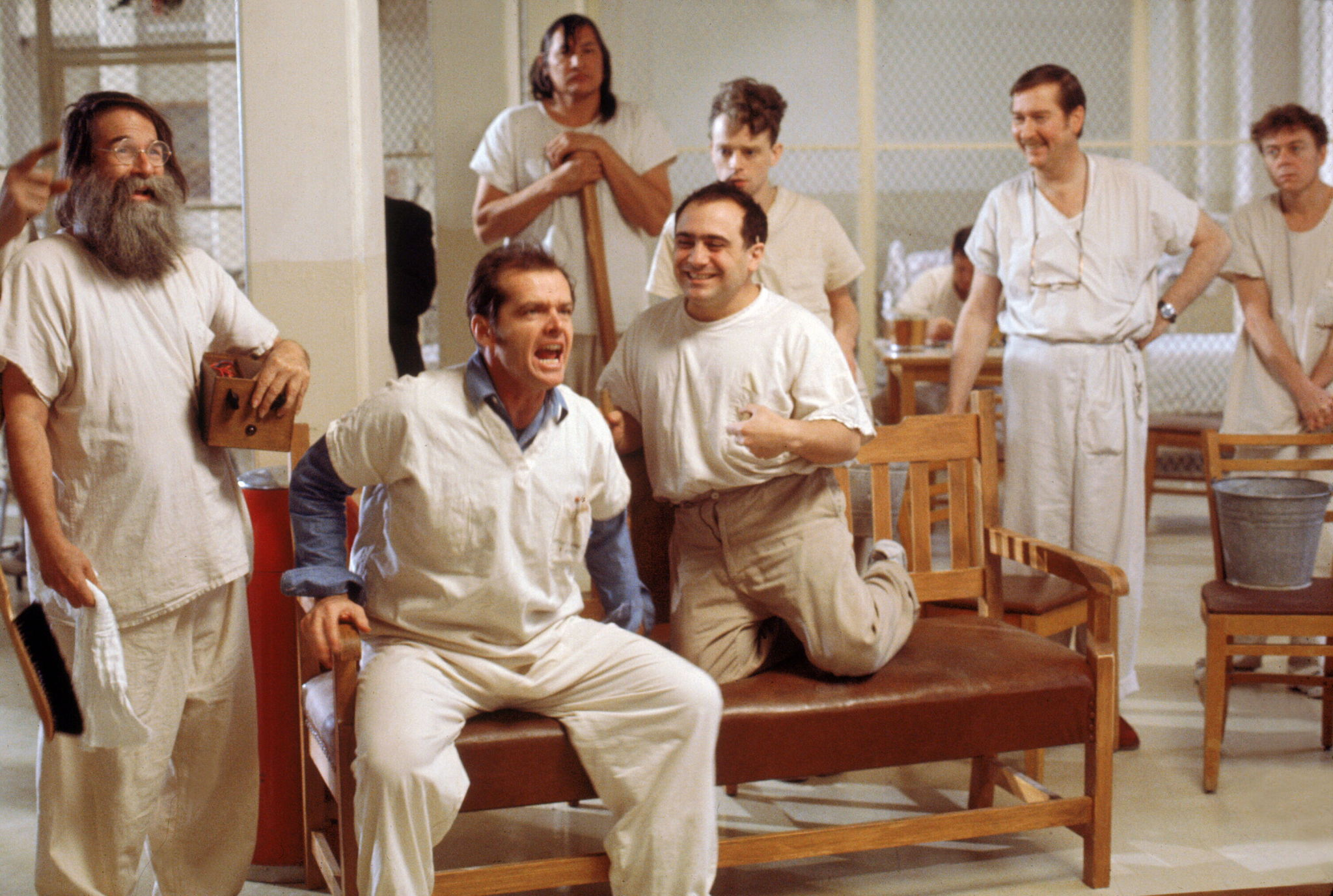 One flew over the cuckoo’s nest (1975)  Hai thế giới, một cuộc sống …